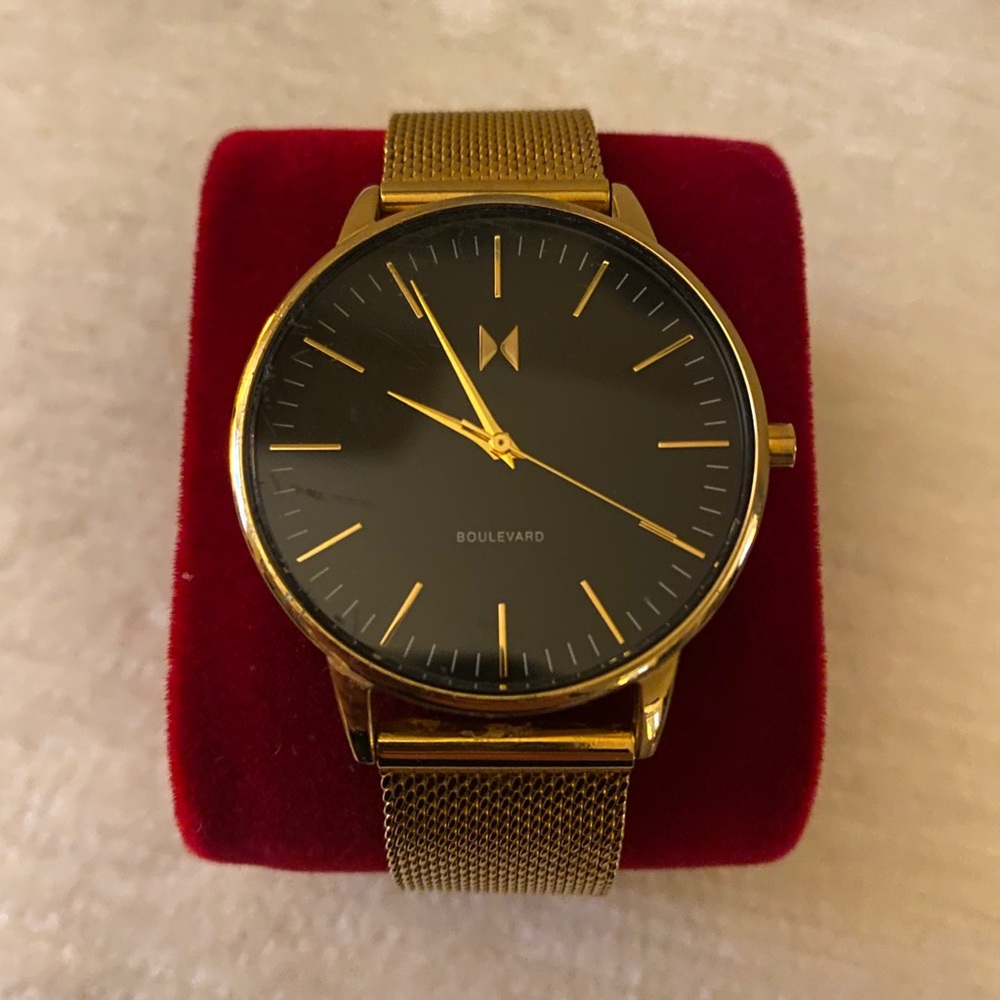 MVMT WATCH